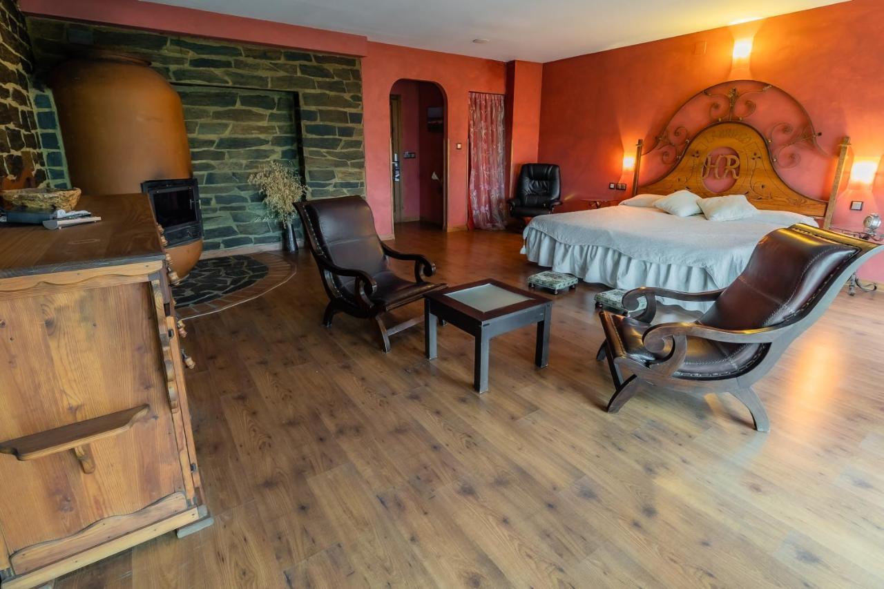 Hotel Rural El Labriego By Vivere Stays Plasenzuela Kültér fotó